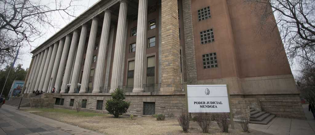 Las fiscalías de Mendoza vuelven a rotar personal por la pandemia