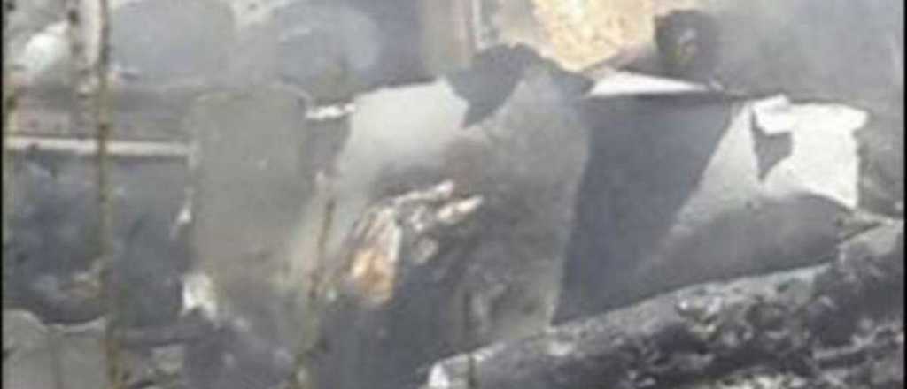 Una avioneta cayó en Marcos Paz: hay 5 muertos