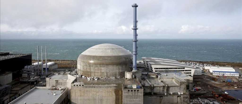 Explotó una central nuclear en Francia