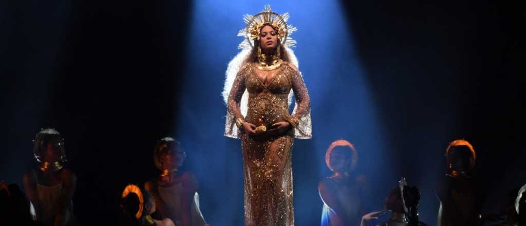 A un mes de su nacimiento, Beyoncé presentó a sus gemelos