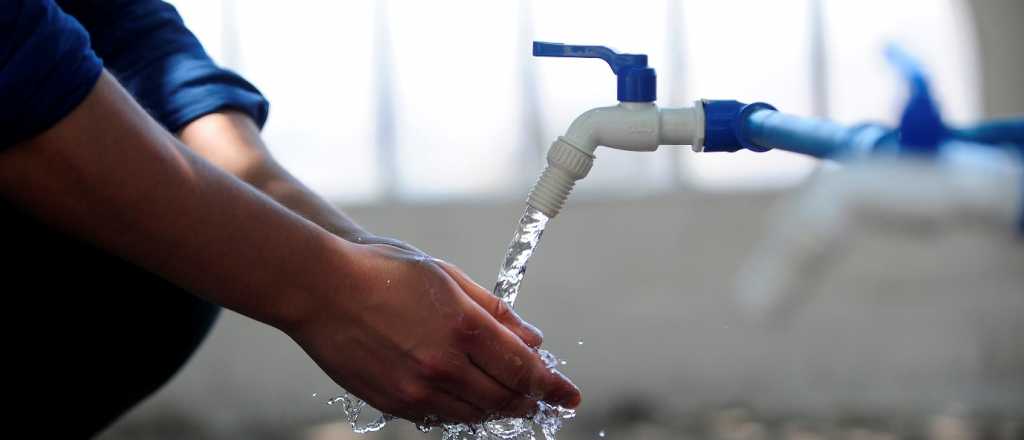 Interrumpen el servicio de agua en distintas zonas del Gran Mendoza