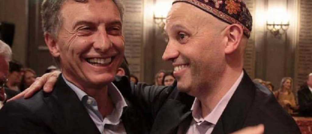 El ministro Bergman no descart&oacute; que puede aparecer en m&aacute;s fotos pol&eacute;micas