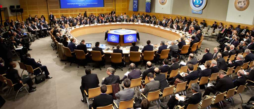 Si el gobierno aprueba las metas del acuerdo con el FMI recibir&aacute; U$S 5.300 millones