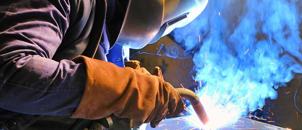 La UIA alerta: la industria sigue en picada