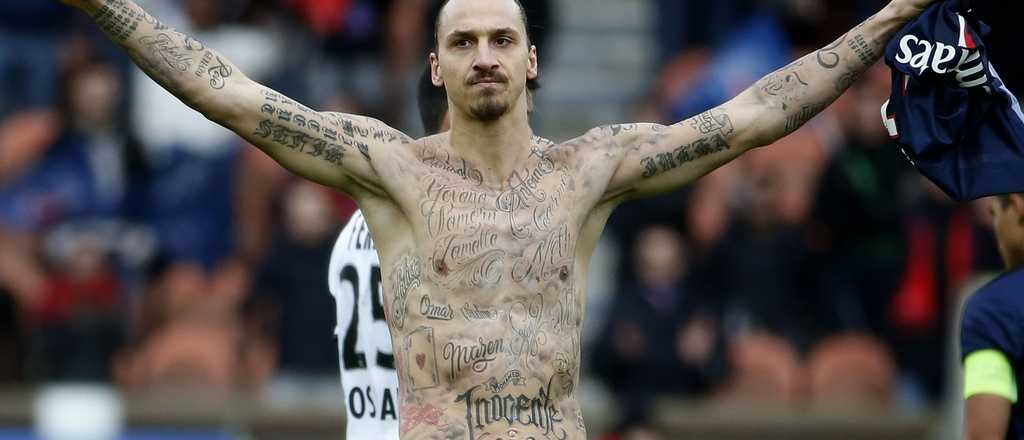 El impresionante nuevo cuerpo tatuado de Ibrahimovic
