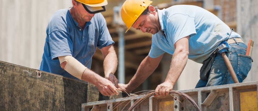 El empleo formal en la construcción cayó 2,4% en julio, según informe