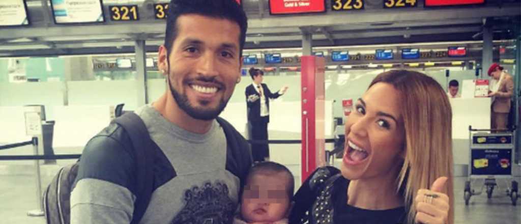 La esposa de un ex jugador de la Selecci&oacute;n se desnud&oacute; y &eacute;l reaccion&oacute; as&iacute;