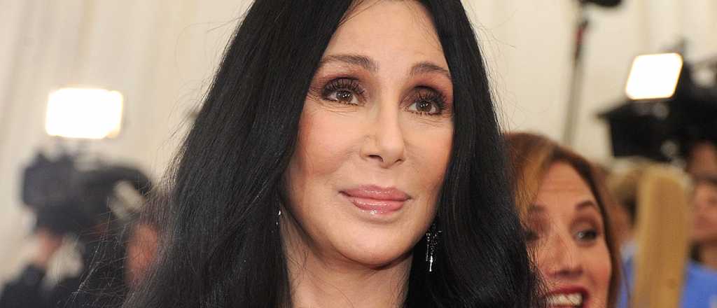 Cher le envi&oacute; "sus condolencias" a los brasile&ntilde;os