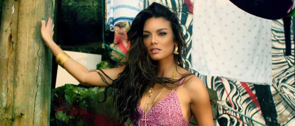 Una bomba: las fotos de la protagonista del clip "Despacito"