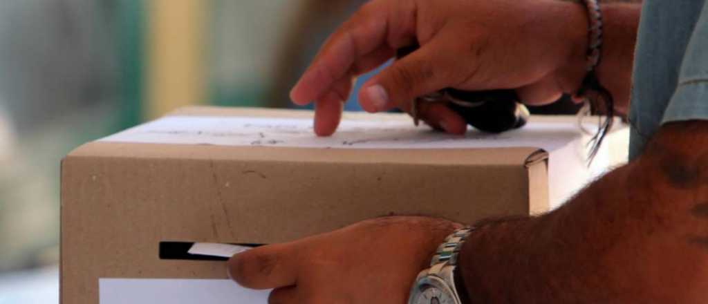 Siete intendentes aceptaron unificar las elecciones con la Nación