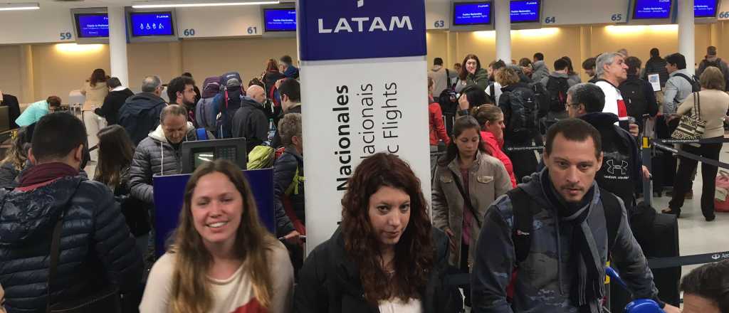 Latam suspende todas sus operaciones en la Argentina hasta el 30 de abril