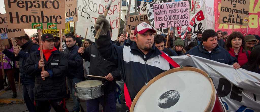 Grieta: pol&eacute;mica por vacaciones piqueteras en la costa