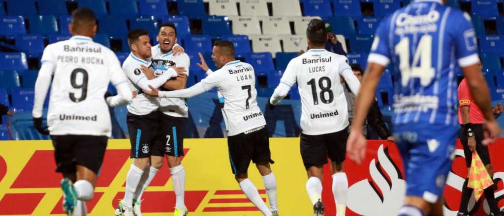 El Tomba perdi&oacute; con Gremio y se complica su futuro en la copa