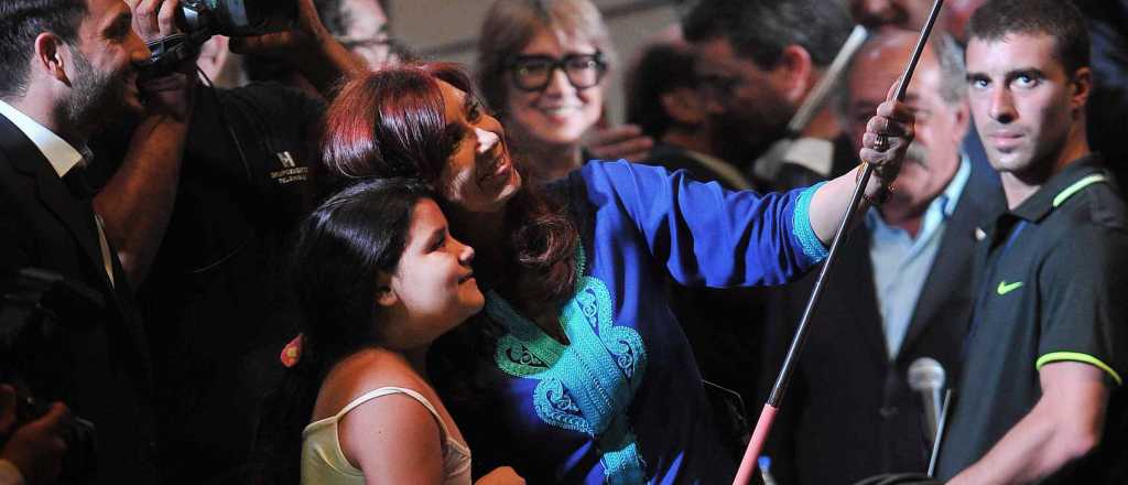 La selfie de Cristina y el consumo de gaseosas