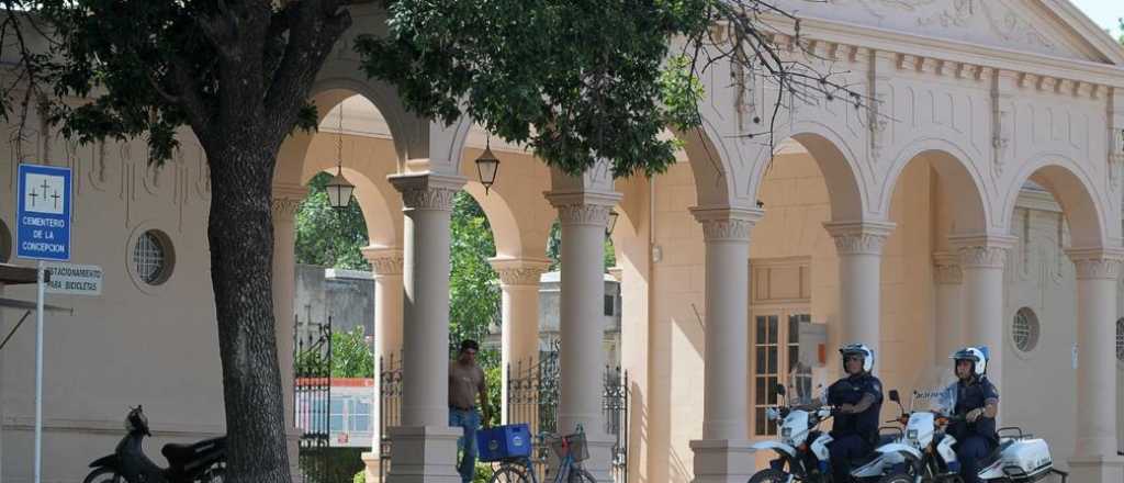¿Te animás? La Ciudad de Mendoza propone visitar de noche el cementerio