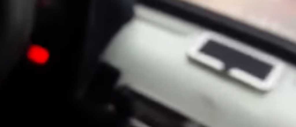 Cómo las inundaciones en Córdoba se llevaron este Fiat 600