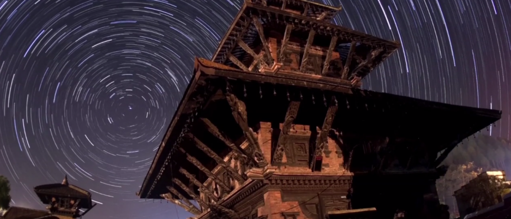 Video: increíble mirada nocturna al cielo del Himalaya