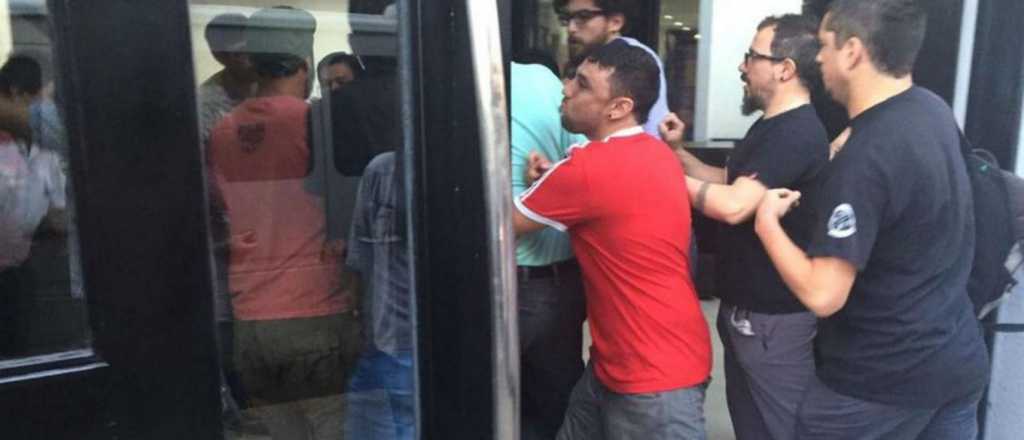 El canal CN23 en crisis, propone �retiros voluntarios� a 100 empleados