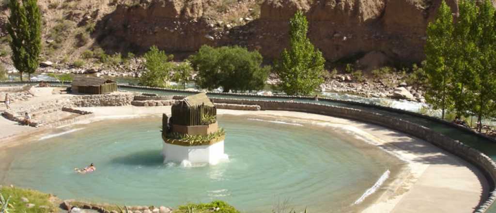 Descubren nuevo pozo de agua termal en San Luis