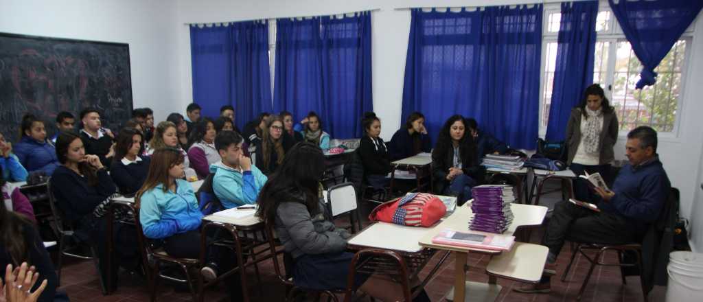 Los docentes suplentes de Mendoza cobrarán la equiparación salarial