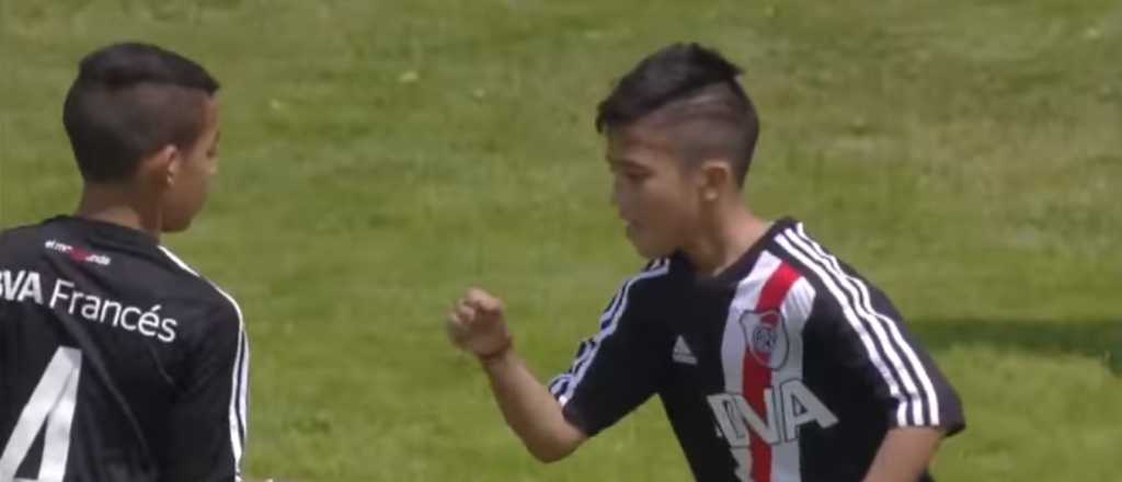 Tiene 11 años, juega en River y le hizo cuatro a la Juventus