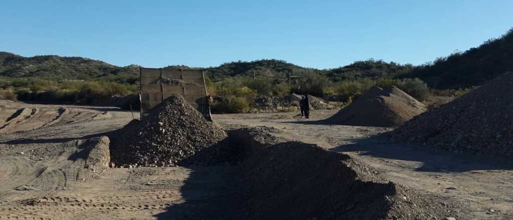El Gobierno de Mendoza denunci&oacute; penalmente a una cantera de Lavalle