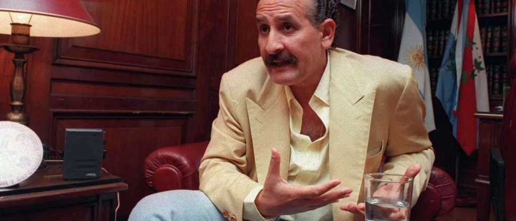 "Dejen de mariconear": duras cr&iacute;ticas de un embajador a Boca 