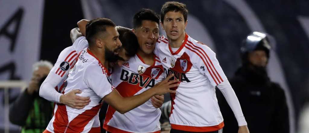 River no brilló, pero ganó y avanza