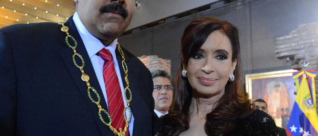 Maduro prometi&oacute; dinero para terminar los buques Eva Per&oacute;n y Juana Azurduy