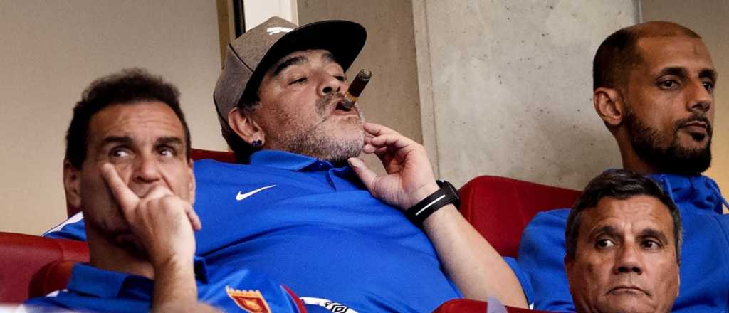 Maradona: �Nos gustar&iacute;a que a River se le caiga la bombacha en la Copa"