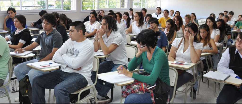 M&aacute;s de 60 mil extranjeros llegan cada a&ntilde;o para estudiar gratis en la UBA