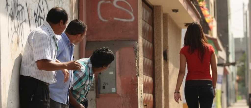 Aprobaron una ley contra el acoso callejero a las mujeres