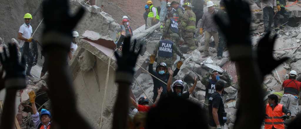 Ascienden a 217 las víctimas fatales del terremoto en México