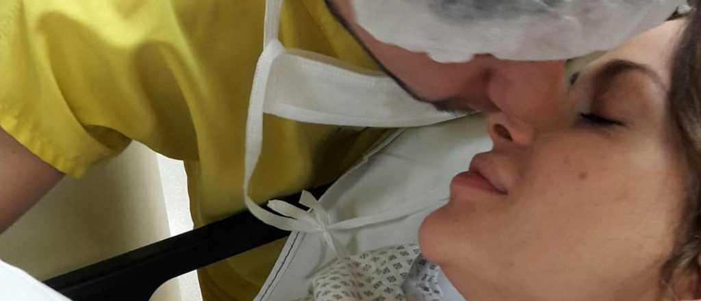 Vanesa Cardone fue mamá y publicó una foto con la bebé