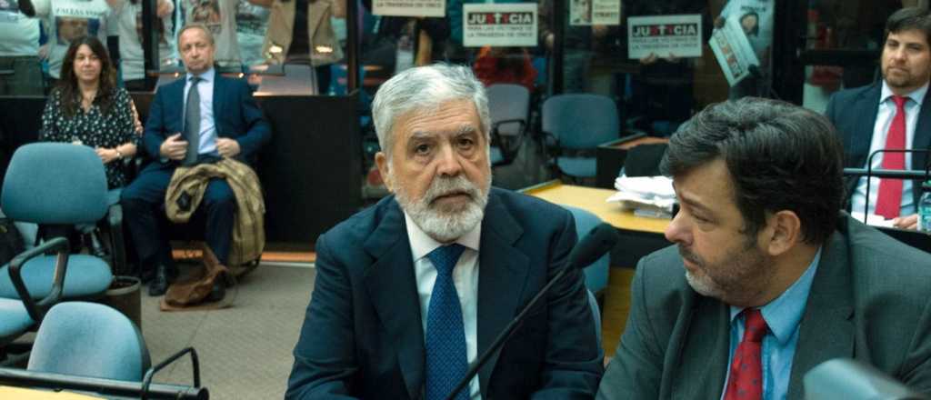 De Vido, beneficiado con prisi&oacute;n domiciliaria en una causa pero seguir&aacute; preso