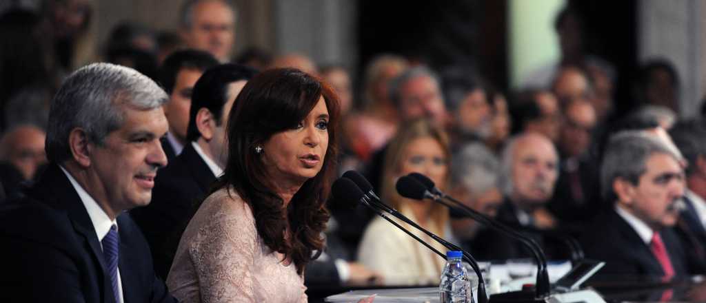 El periodista del Financial Times a CFK: "Los bonos suben porque usted se va"