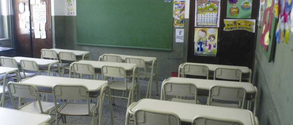 Una maestra fue grabada mientras golpeaba a un alumno con un cintur&oacute;n