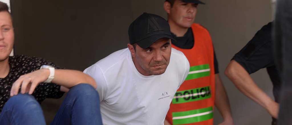 El "Bichi" Fuertes sigue al frente de Hurac&aacute;n Las Heras