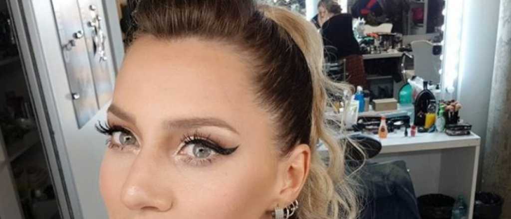 Mica Viciconte se sac&oacute; una foto de espaldas en micro bikini