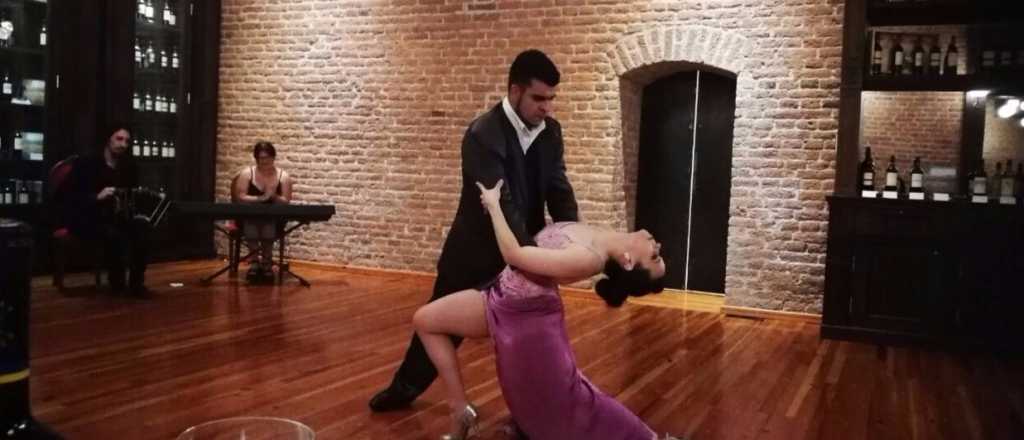 Tango y Vino en Bodegas CARO