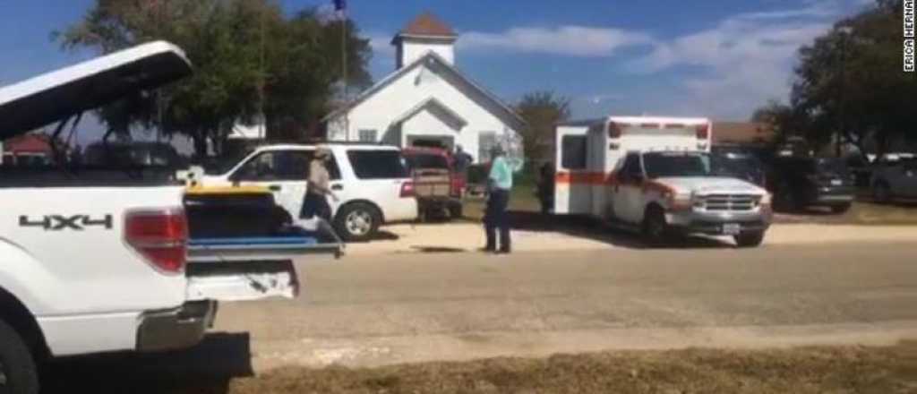 Otra masacre: al menos 27 muertos en una iglesia de Texas