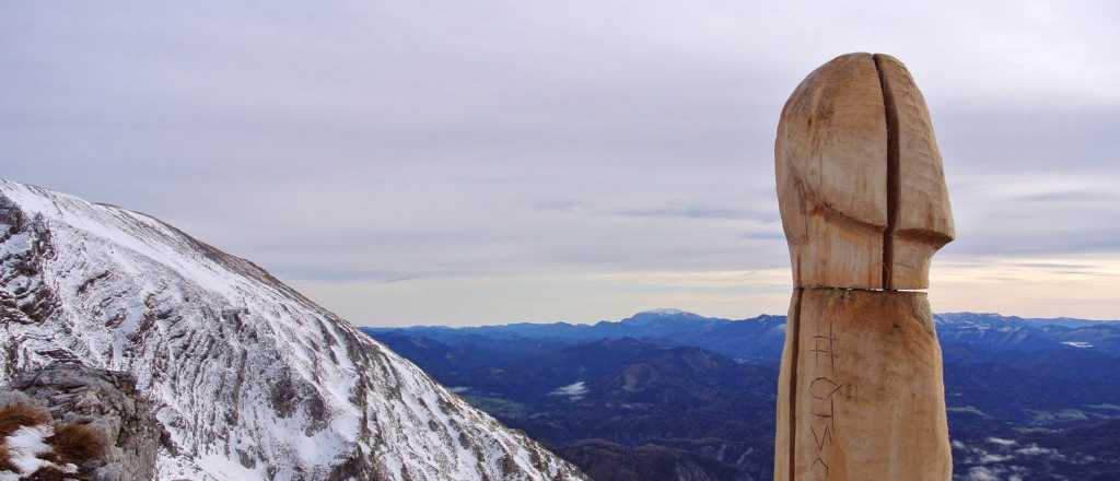 Encontraron una ins&oacute;lita escultura en Austria