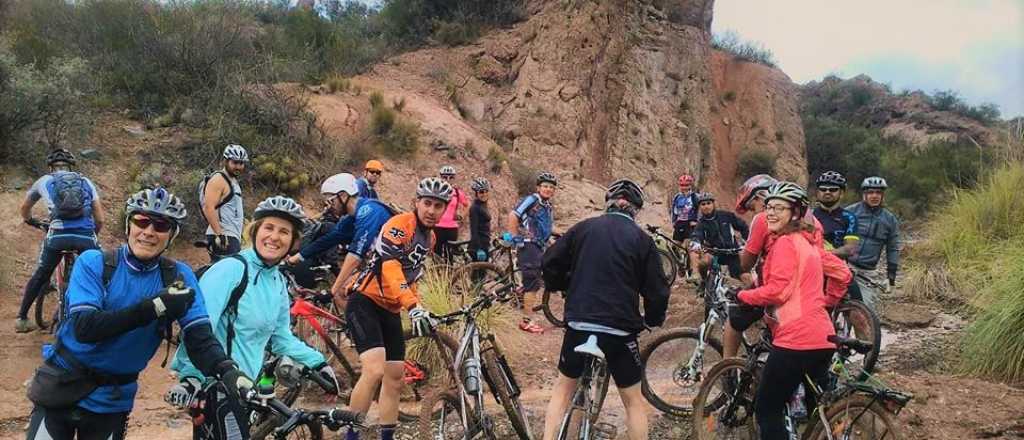 Tres grupos para salir gratis a conocer la montaña en bici