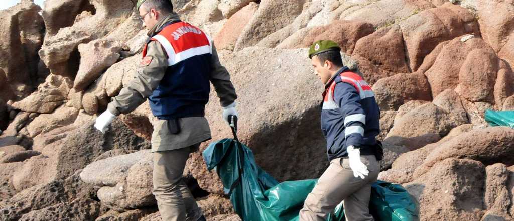 Aparecieron tres cadáveres de niños en la costa griega en tres días