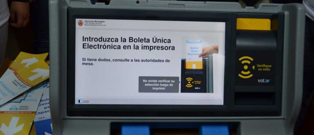Voto electrónico: ordenan secuestro de máquina por presunto fraude en San Luis