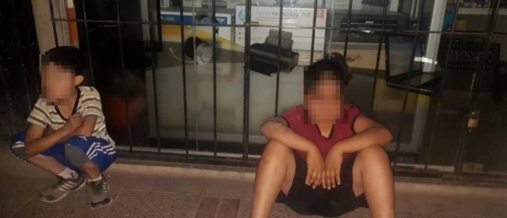 Polémica: comerciante de San Rafael le tomó fotos a niños "tirapiedras"