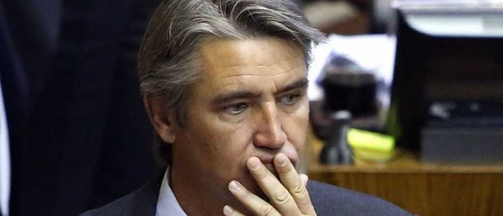 Un senador chileno fue apu&ntilde;alado en un acto de campa&ntilde;a