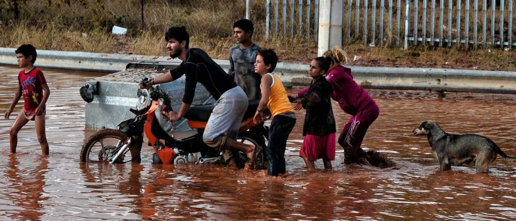 Grecia: al menos 15 muertos y varios desaparecidos por fuertes lluvias