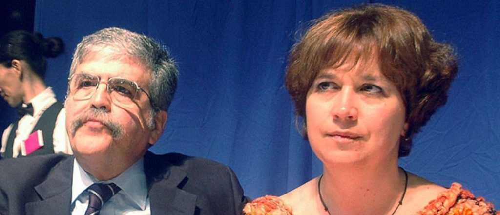 Esposa de De Vido: "CFK era como mi hermana mayor y ahora no llama"