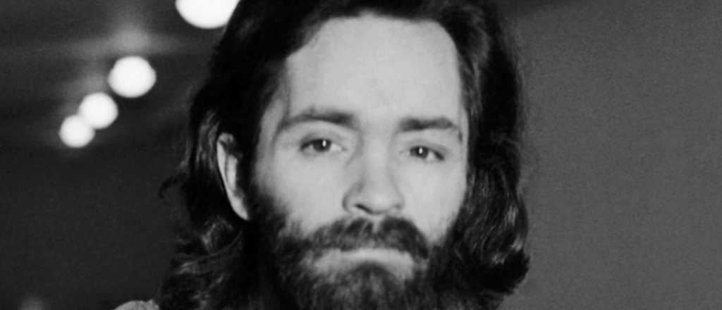 El asesino Charles Manson muri&oacute; a los 83 a&ntilde;os